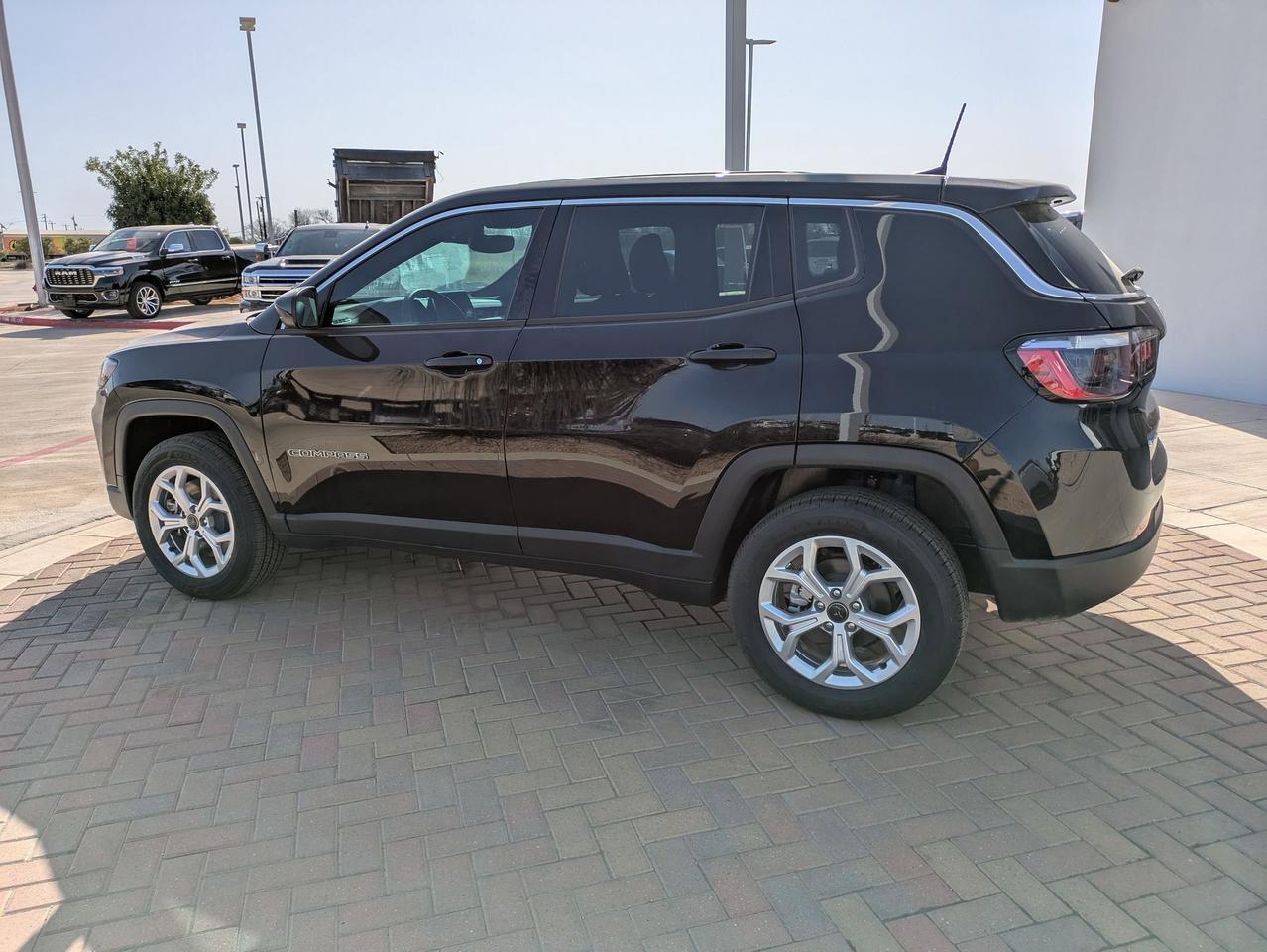 2025 Jeep Compass Sport Castroville TX