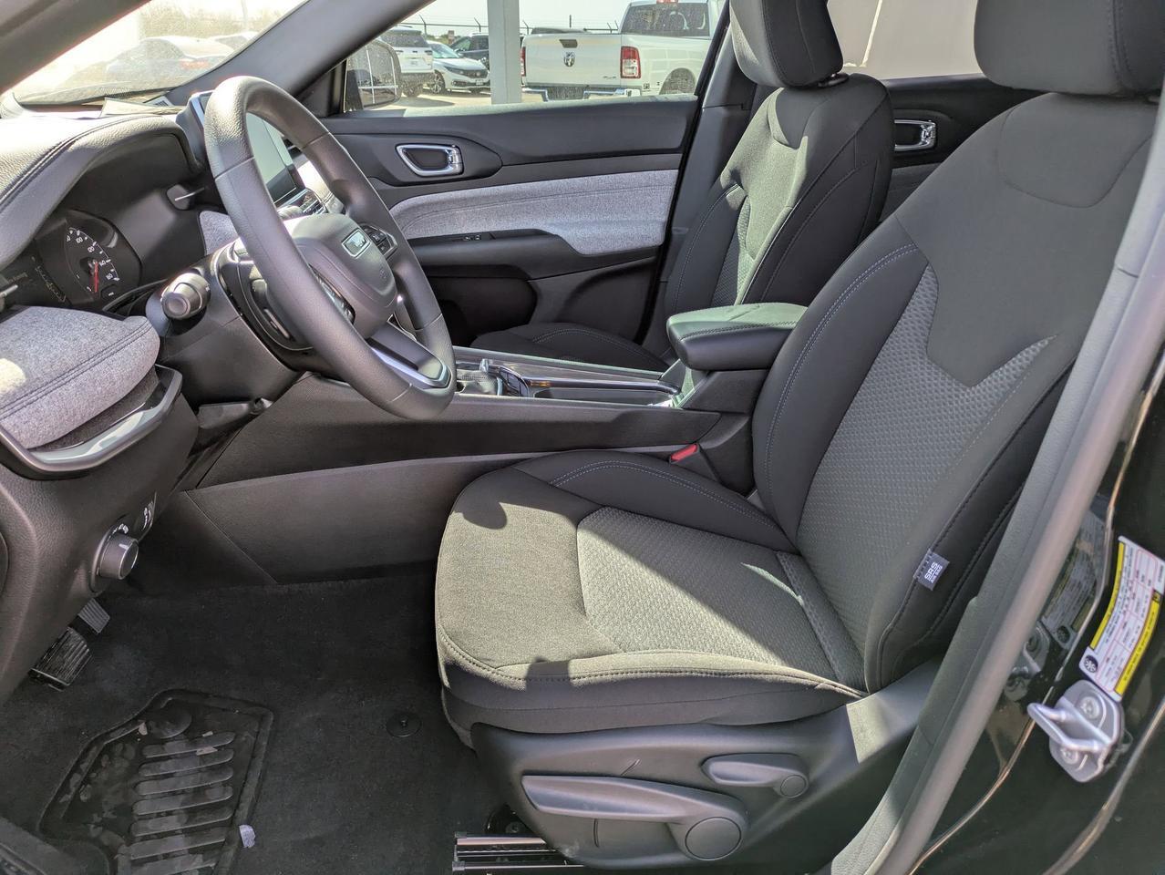 2025 Jeep Compass Sport Castroville TX