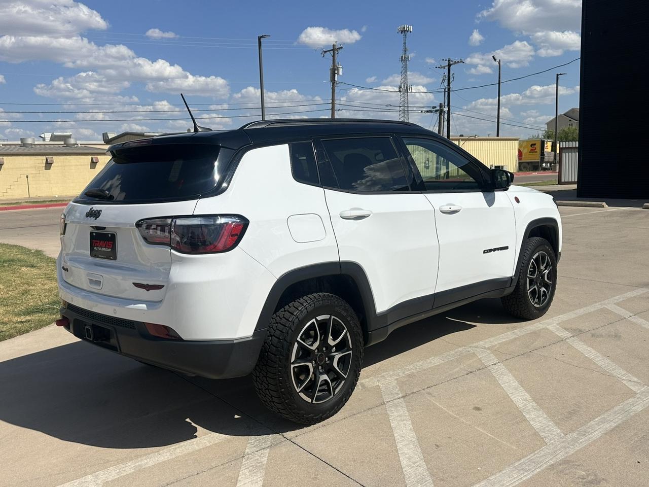 2025 Jeep Compass Trailhawk - Photo 7