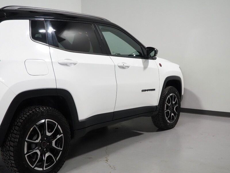 2025 Jeep Compass Trailhawk - Photo 48
