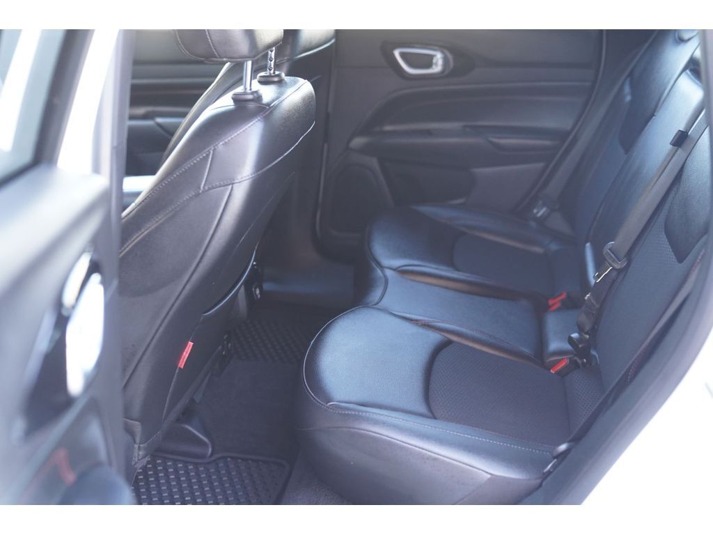 2025 Jeep Compass Trailhawk - Photo 17