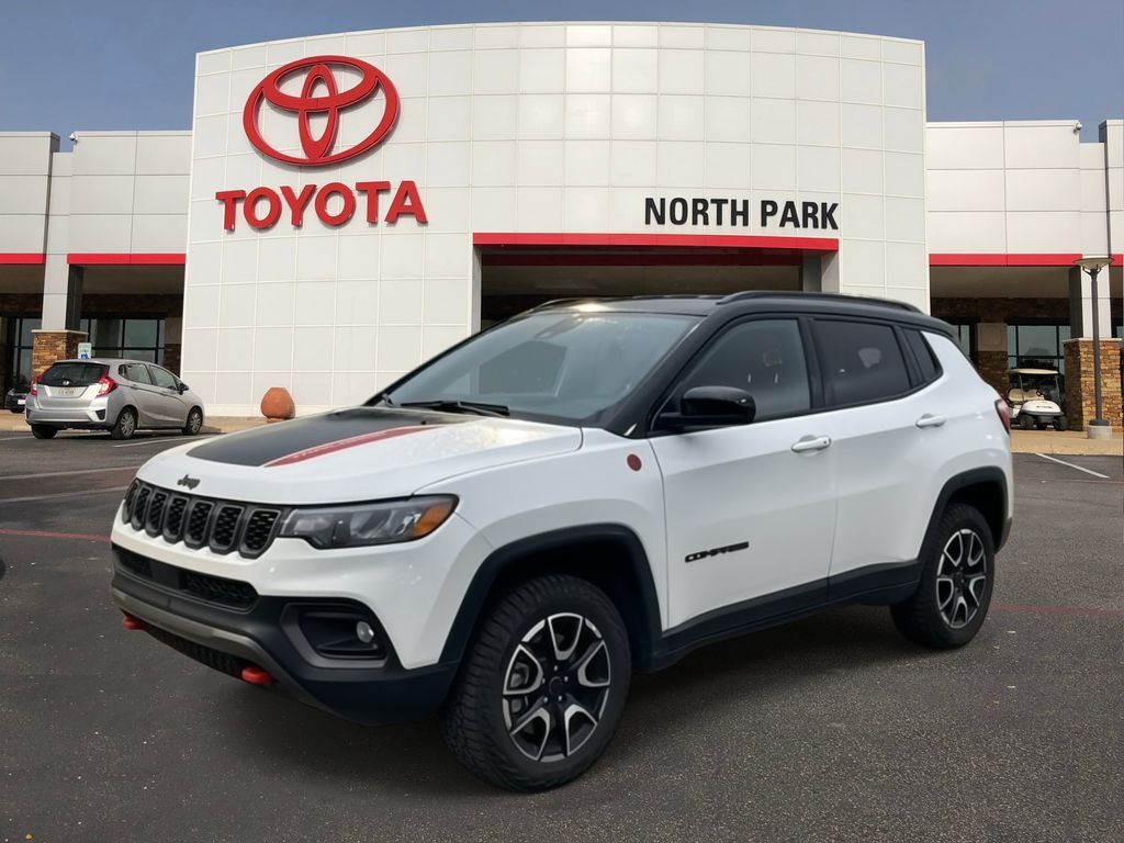 2025 Jeep Compass Trailhawk