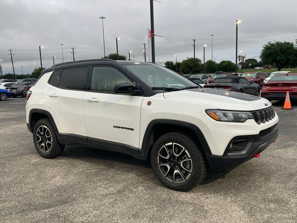 2025 Jeep Compass Trailhawk