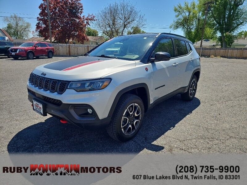 2025 Jeep Compass Trailhawk