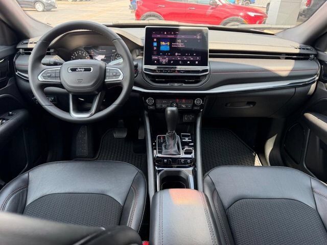 2025 Jeep Compass Trailhawk Farmington MO