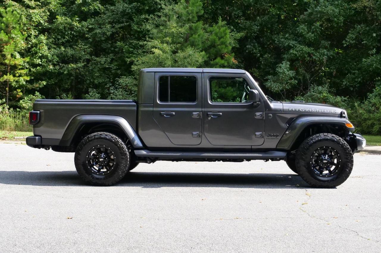 2025 Jeep Gladiator High Tide 4X4 / Wheels & Tires / Convenience Group! Lincolnton NC