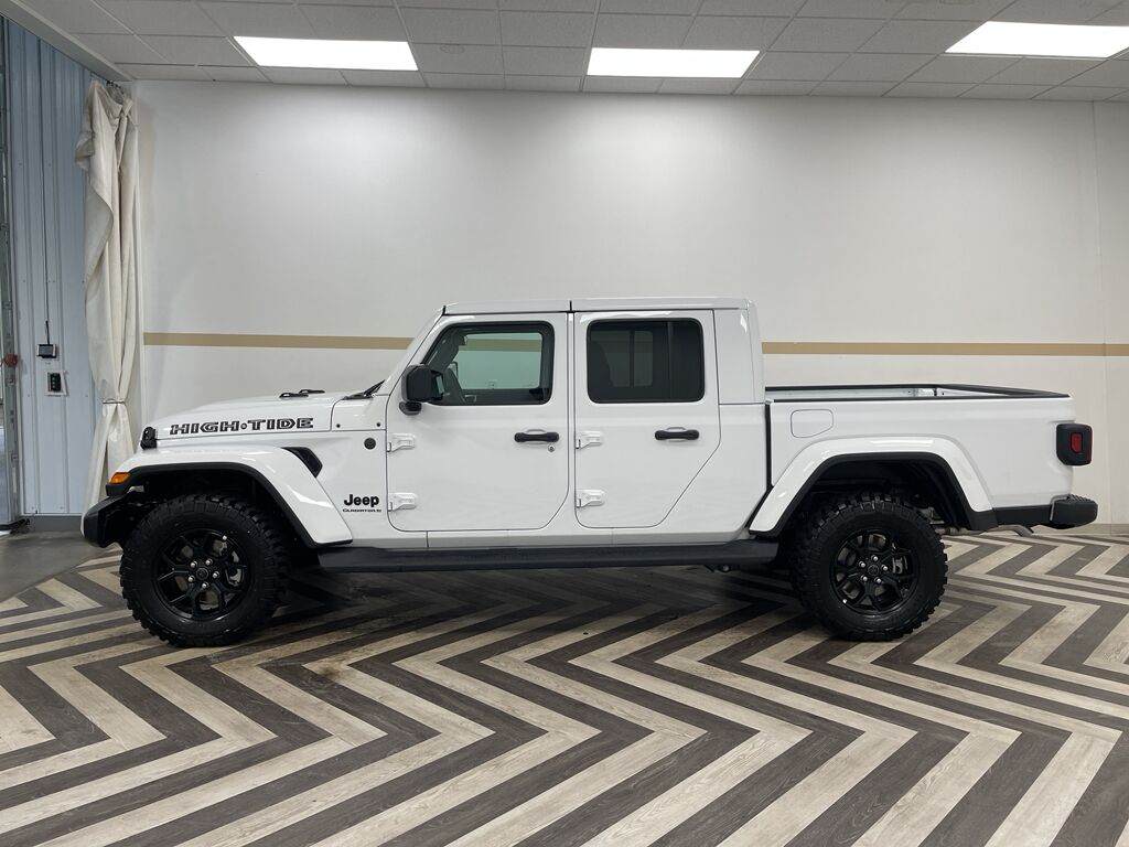 2025 Jeep Gladiator High Tide