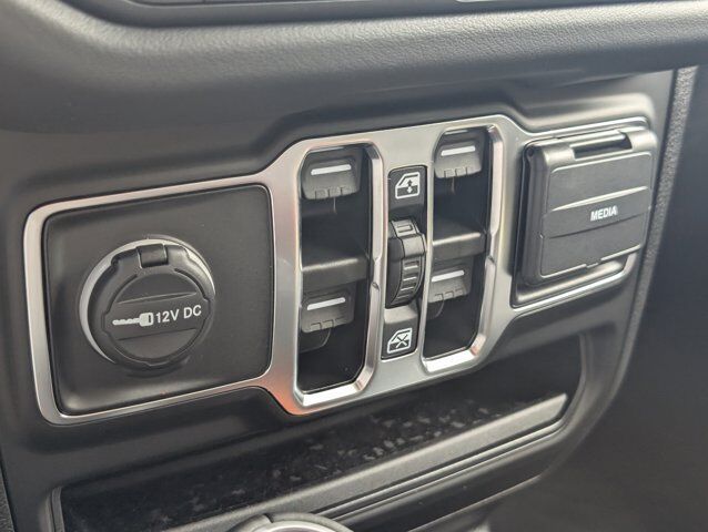 2025 Jeep Gladiator High Tide Dalton GA