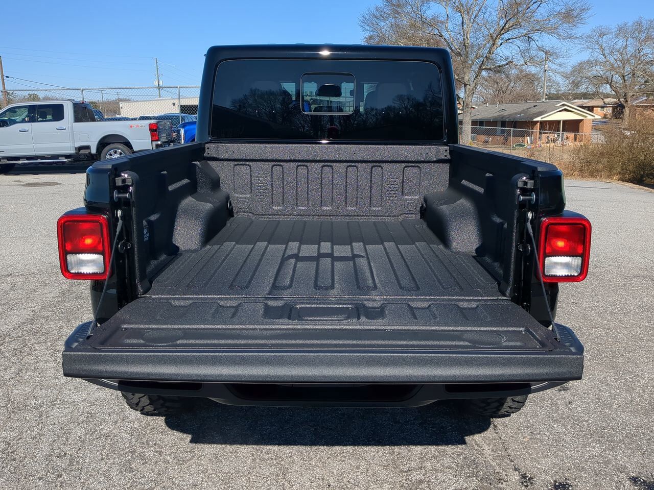 2025 Jeep Gladiator High Tide Appleton WI