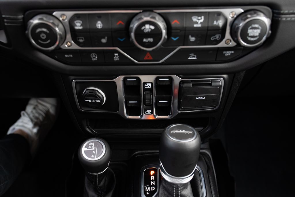 2025 Jeep Gladiator High Tide Milwaukie OR