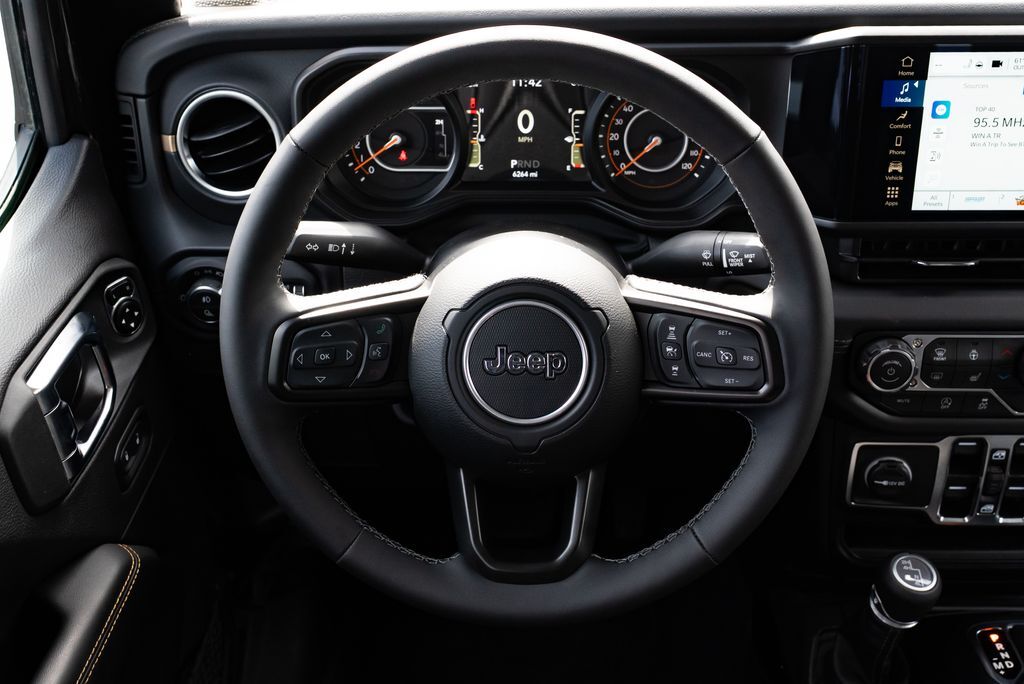 2025 Jeep Gladiator High Tide Milwaukie OR