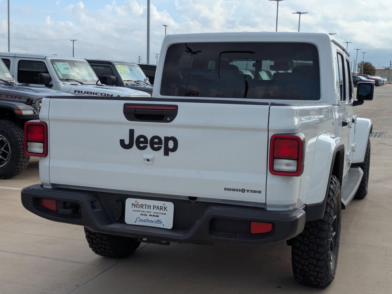 2025 Jeep Gladiator High Tide