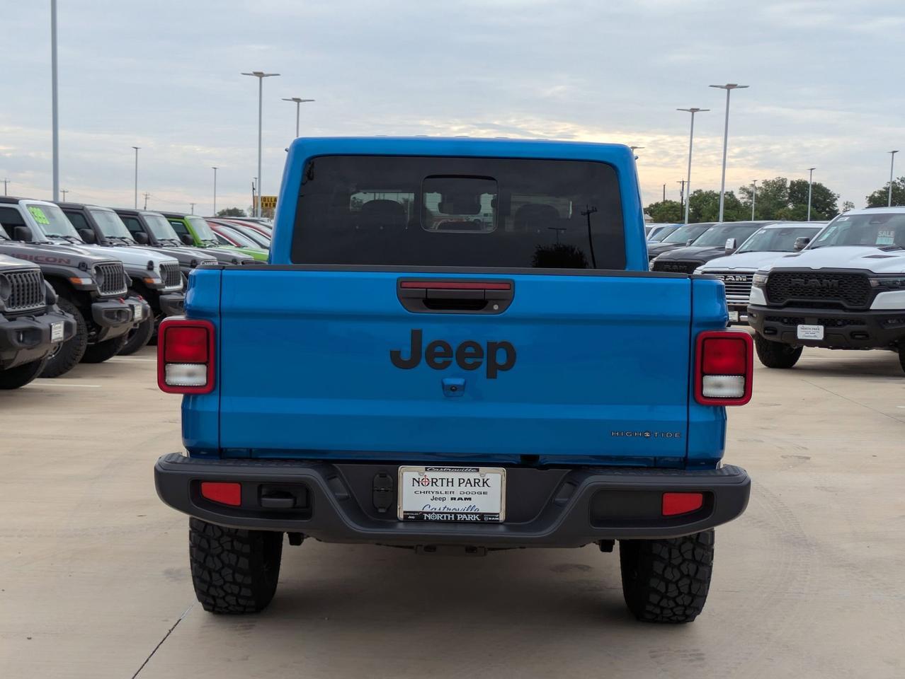 2025 Jeep Gladiator High Tide Castroville TX