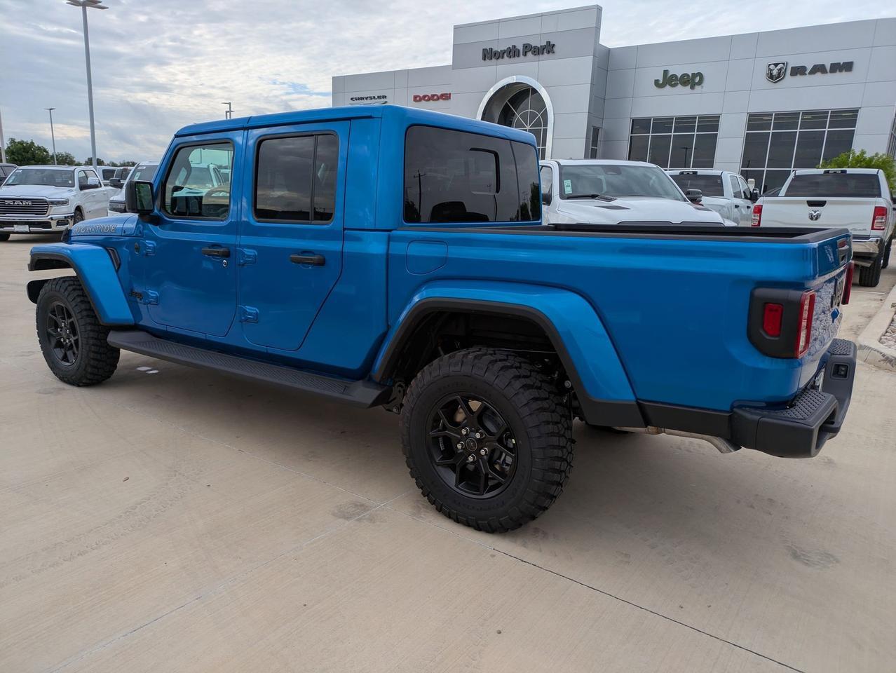 2025 Jeep Gladiator High Tide Castroville TX