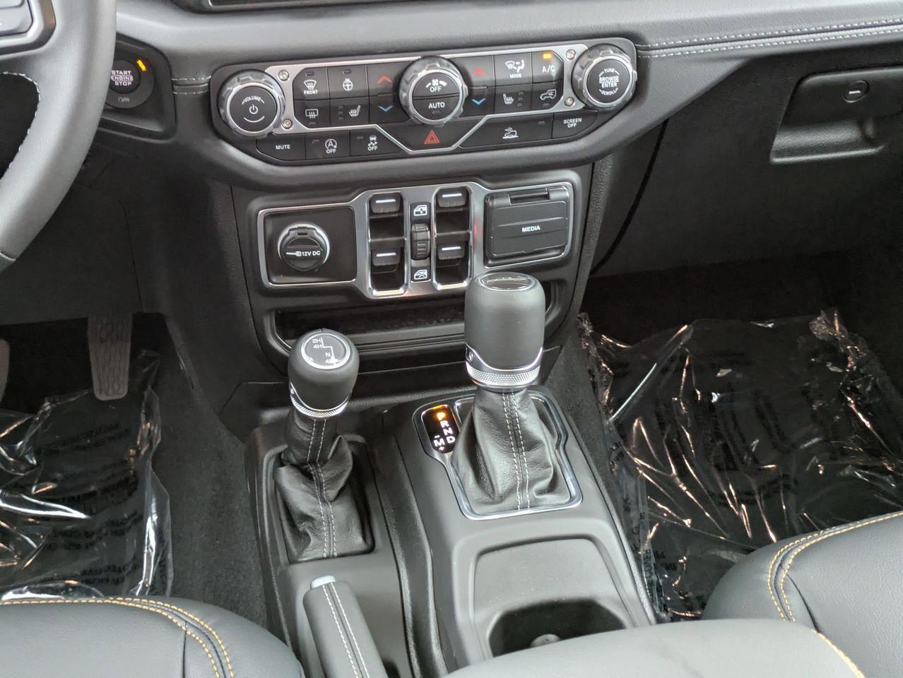 2025 Jeep Gladiator High Tide Castroville TX