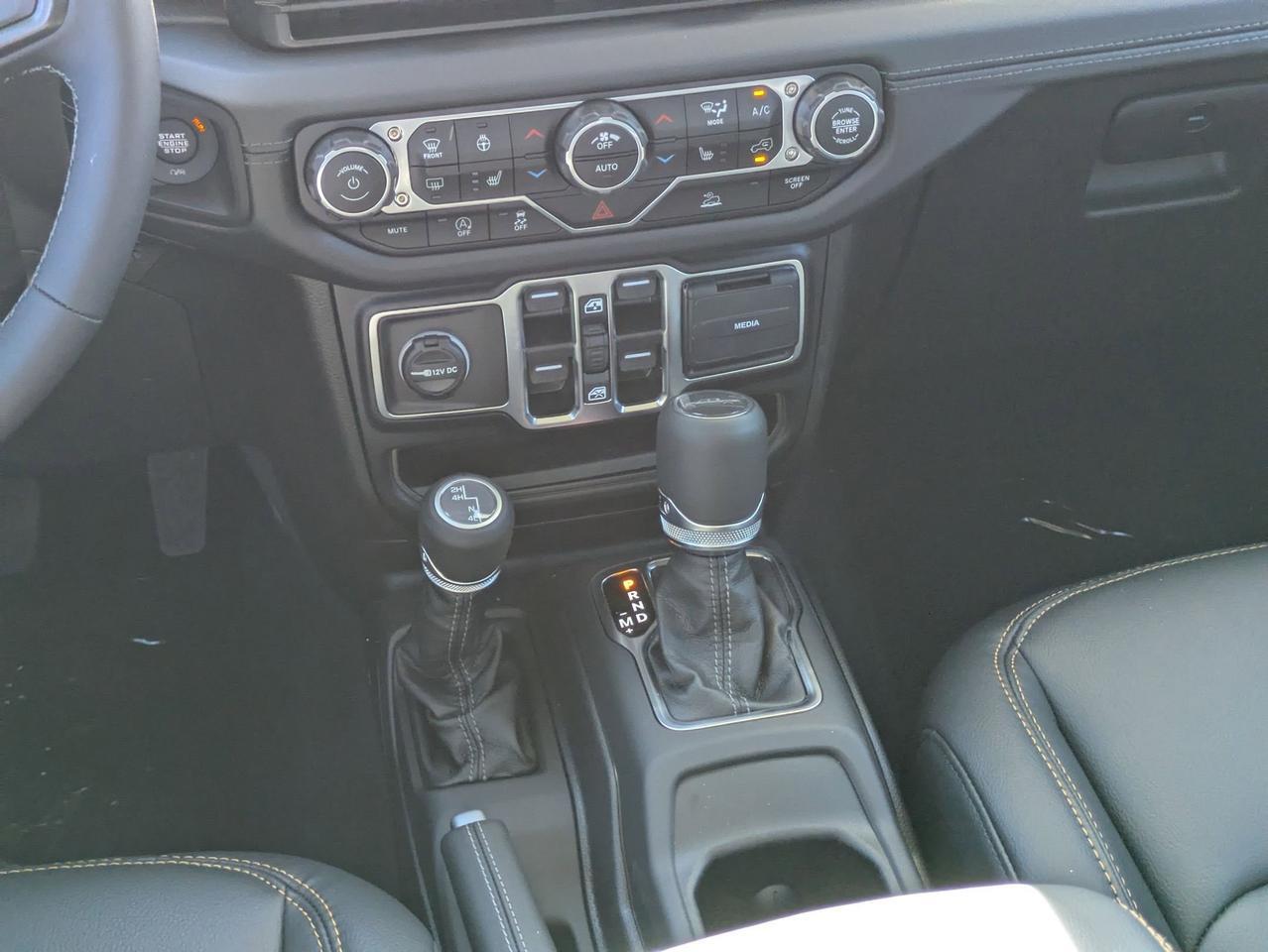 2025 Jeep Gladiator High Tide Castroville TX