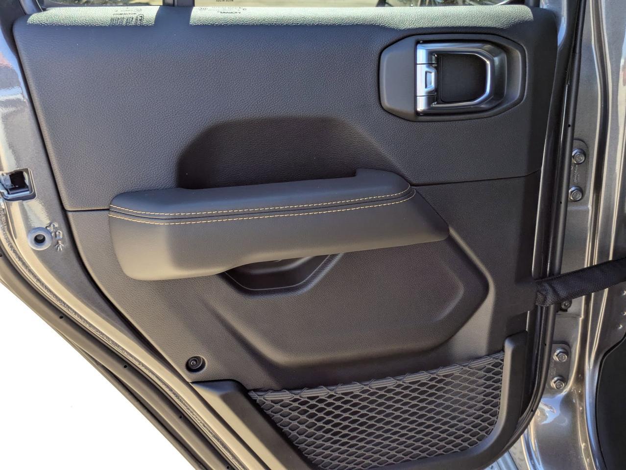 2025 Jeep Gladiator High Tide Castroville TX