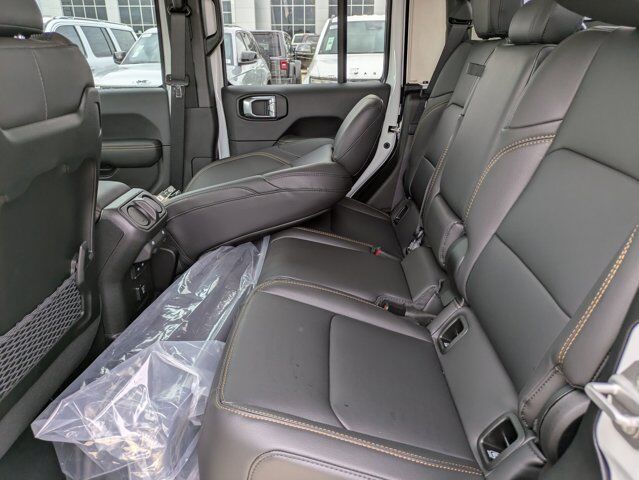 2025 Jeep Gladiator High Tide Castroville TX