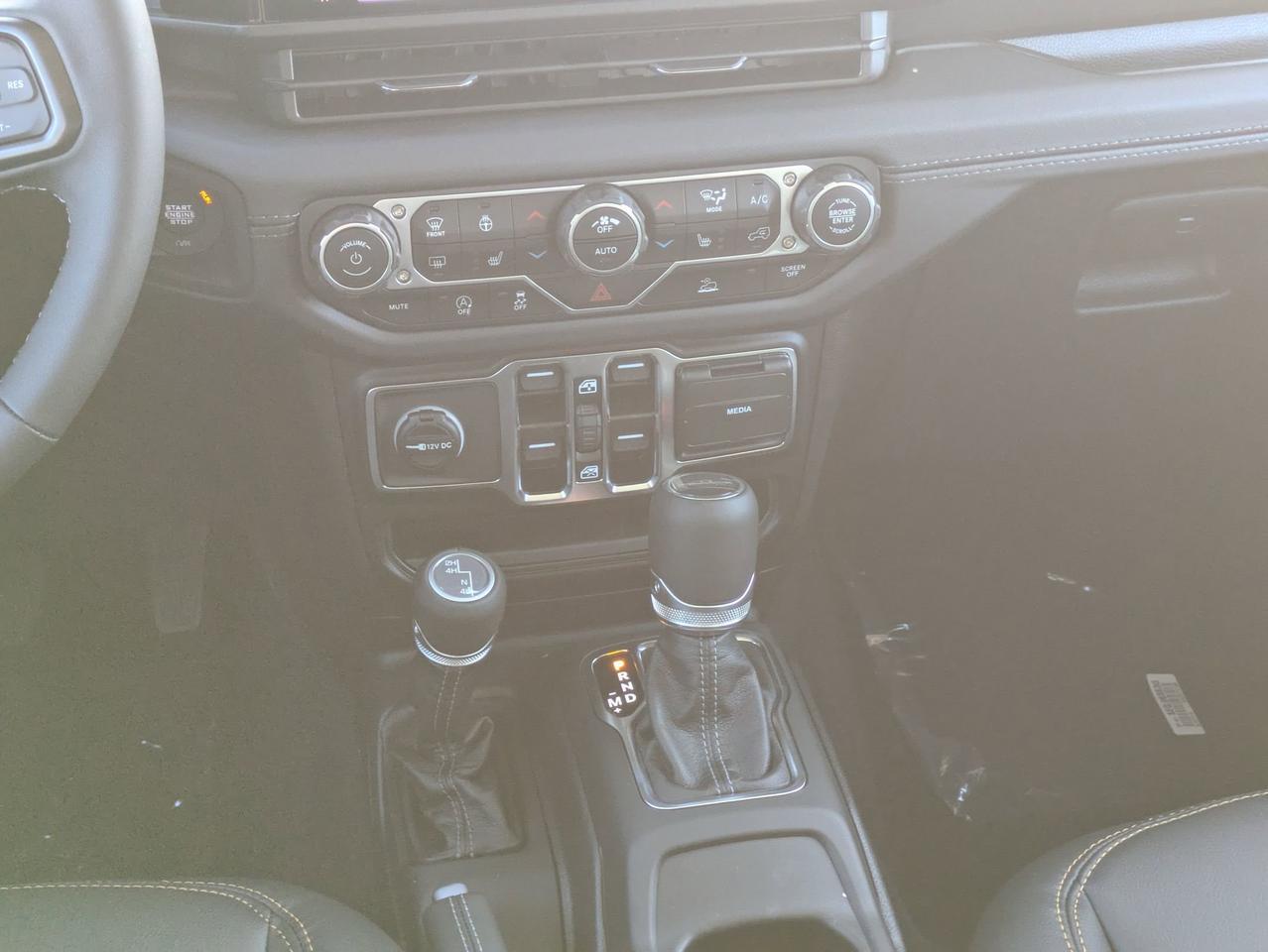 2025 Jeep Gladiator High Tide Castroville TX