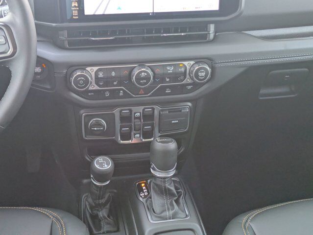2025 Jeep Gladiator High Tide Castroville TX