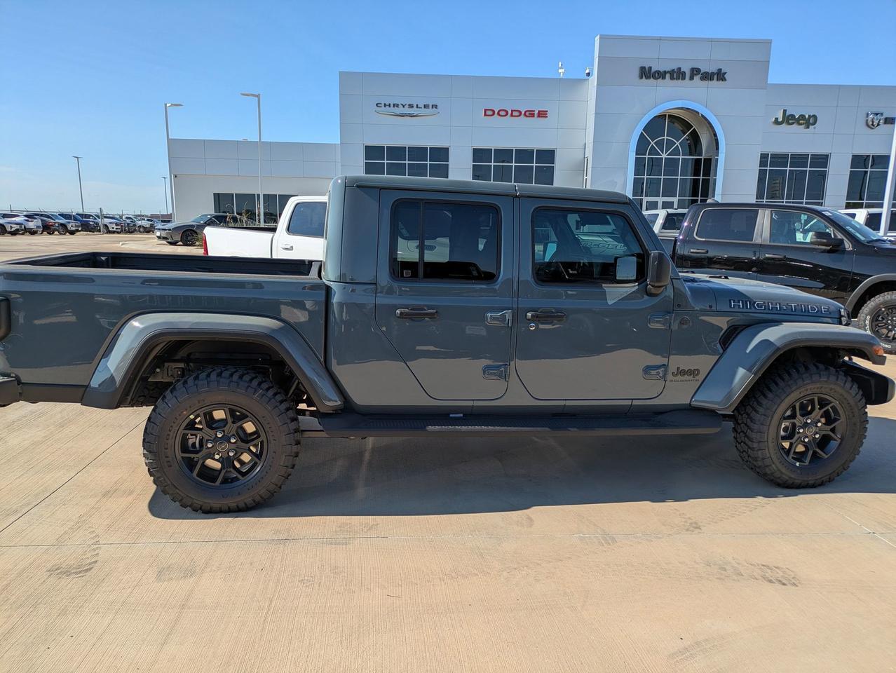 2025 Jeep Gladiator High Tide Castroville TX