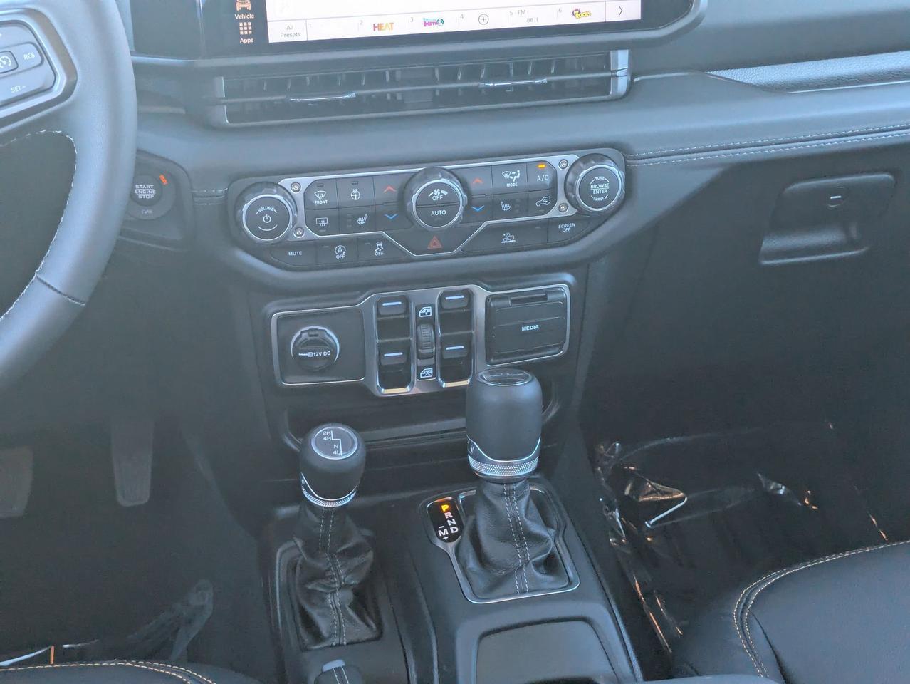 2025 Jeep Gladiator High Tide Castroville TX