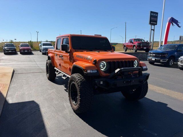 2025 Jeep Gladiator High Tide Farmington MO