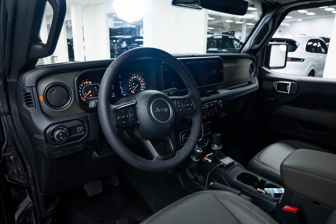 2025 Jeep Gladiator Mojave 1 Owner Package 24A Mojave X 4X4 Portland OR