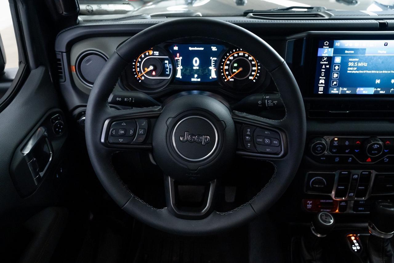 2025 Jeep Gladiator Mojave 1 Owner Package 24A Mojave X 4X4 Portland OR