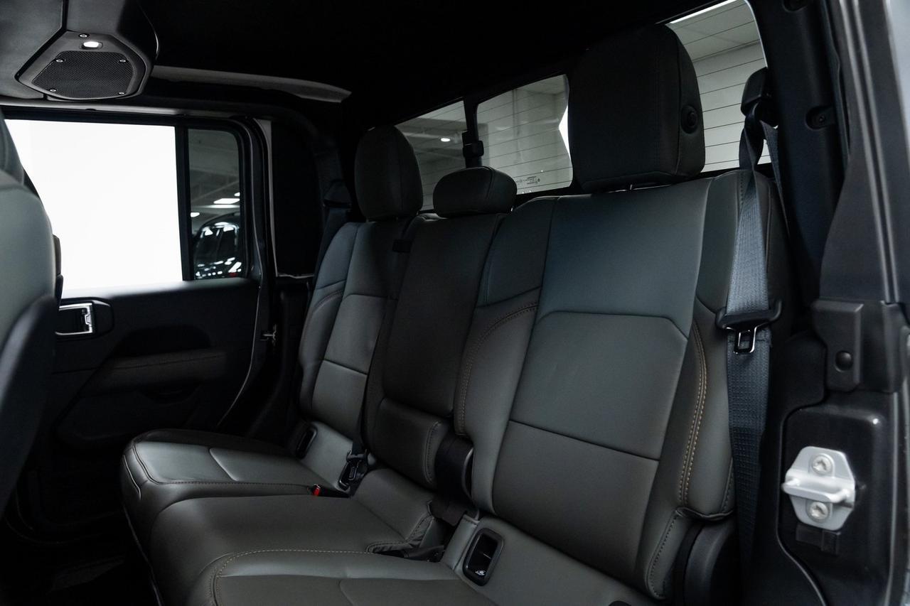 2025 Jeep Gladiator Mojave 1 Owner Package 24A Mojave X 4X4 Portland OR