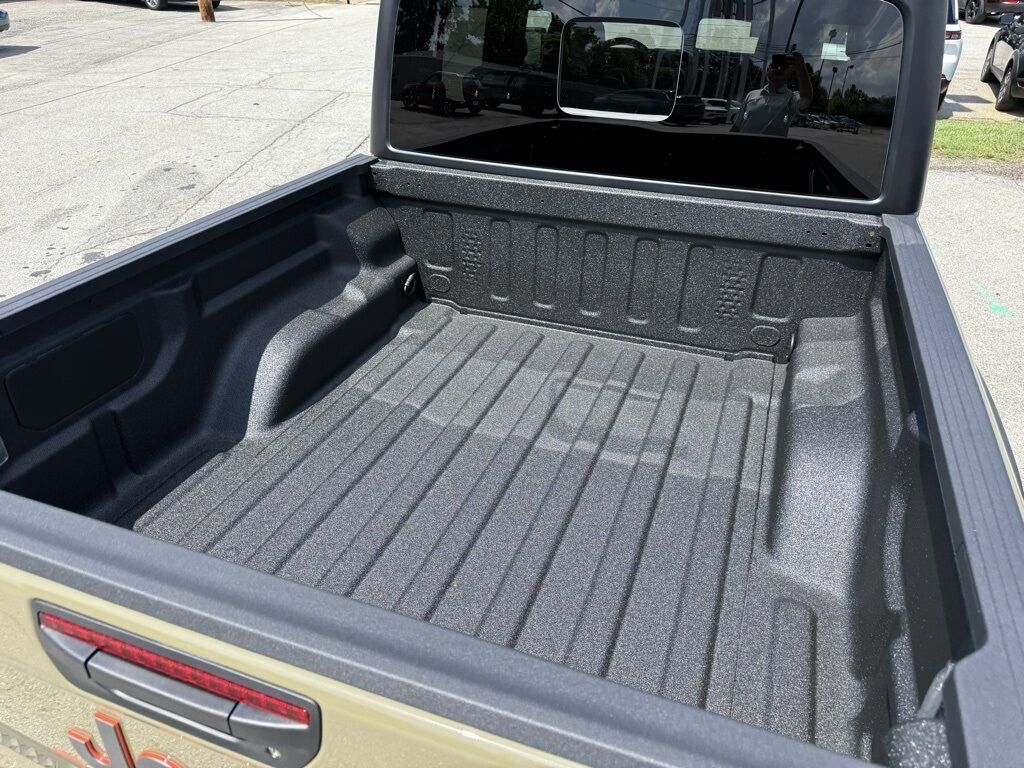 2025 Jeep Gladiator Mojave Crestwood KY