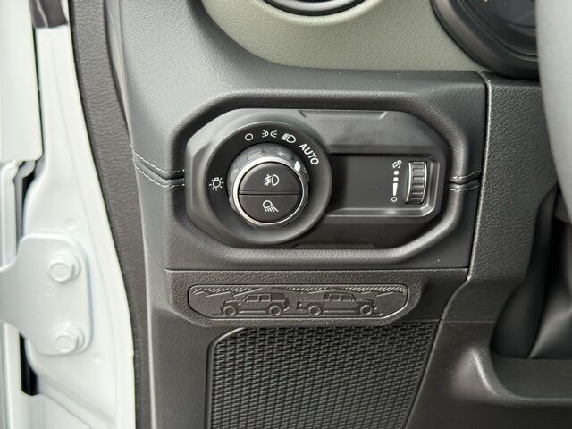 2025 Jeep Gladiator Mojave Crestwood KY