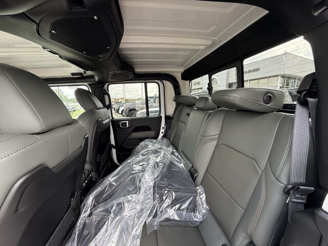 2025 Jeep Gladiator Mojave Crestwood KY