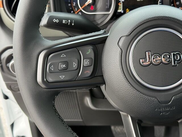 2025 Jeep Gladiator Mojave Crestwood KY