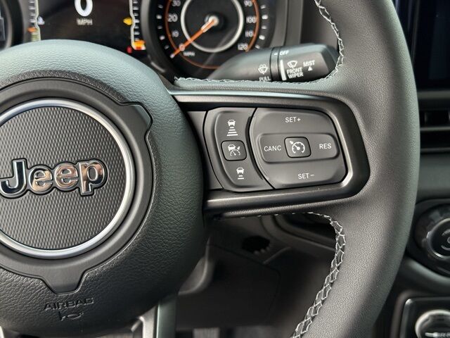 2025 Jeep Gladiator Mojave Crestwood KY