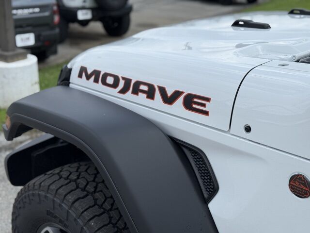 2025 Jeep Gladiator Mojave Crestwood KY
