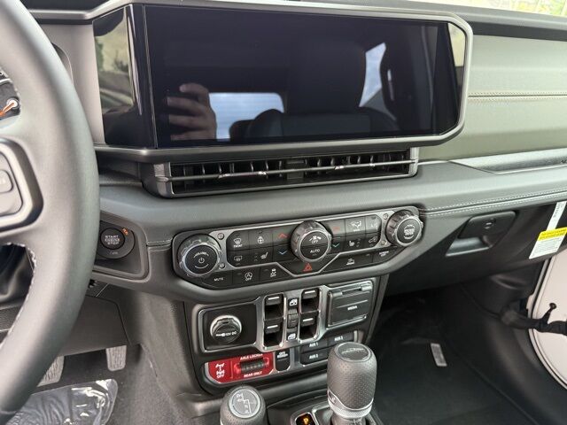 2025 Jeep Gladiator Mojave Crestwood KY