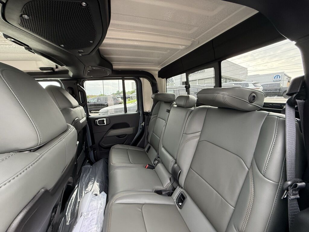 2025 Jeep Gladiator Mojave Crestwood KY