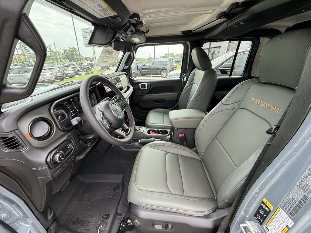 2025 Jeep Gladiator Mojave Crestwood KY