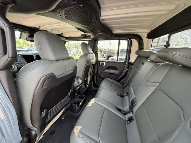 2025 Jeep Gladiator Mojave Crestwood KY