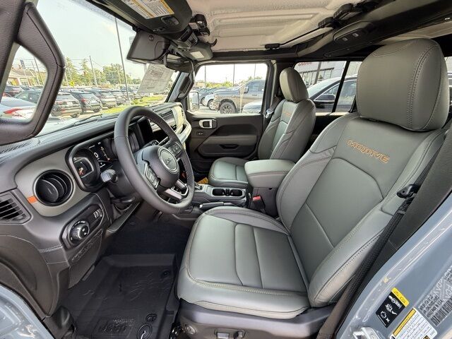 2025 Jeep Gladiator Mojave Crestwood KY