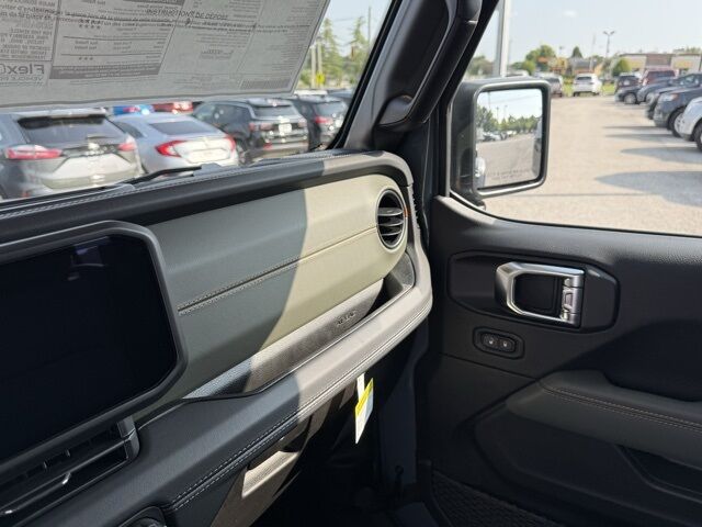 2025 Jeep Gladiator Mojave Crestwood KY