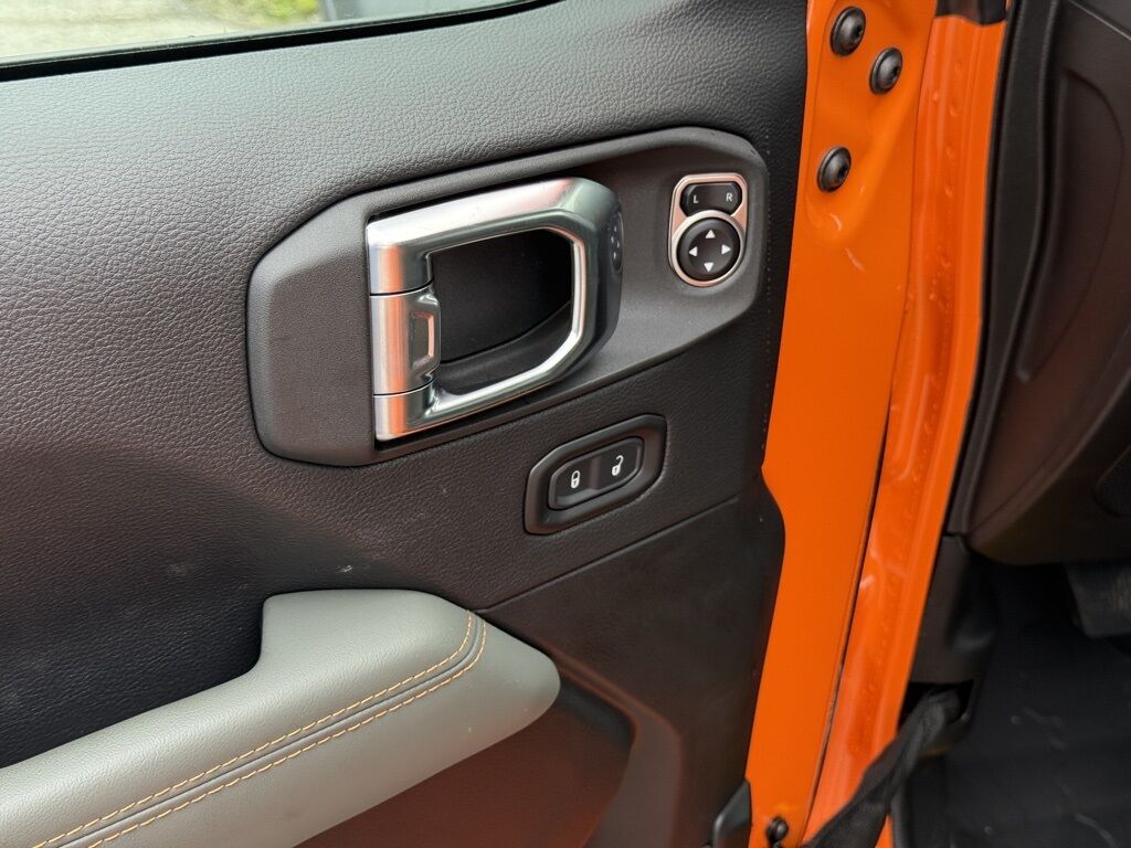2025 Jeep Gladiator Mojave Crestwood KY