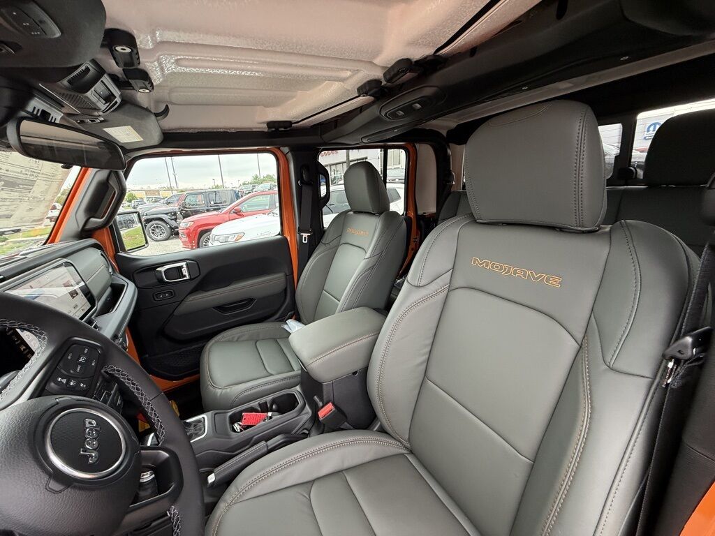 2025 Jeep Gladiator Mojave Crestwood KY