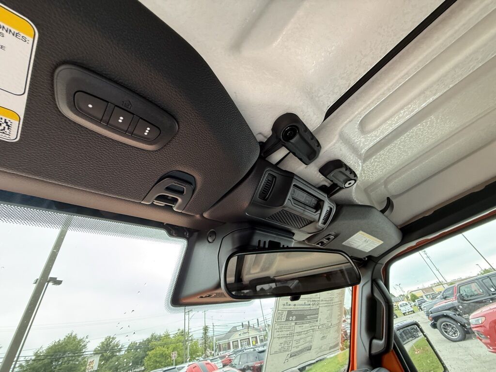 2025 Jeep Gladiator Mojave Crestwood KY