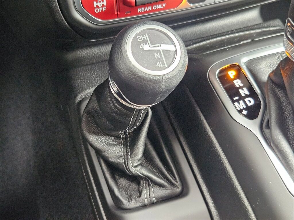 2025 Jeep Gladiator Mojave Gresham OR