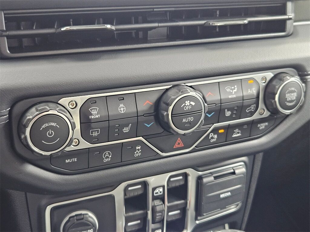 2025 Jeep Gladiator Mojave Gresham OR