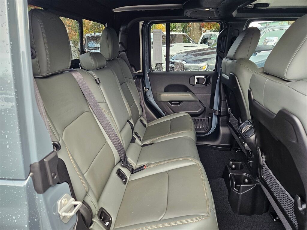 2025 Jeep Gladiator Mojave Gresham OR