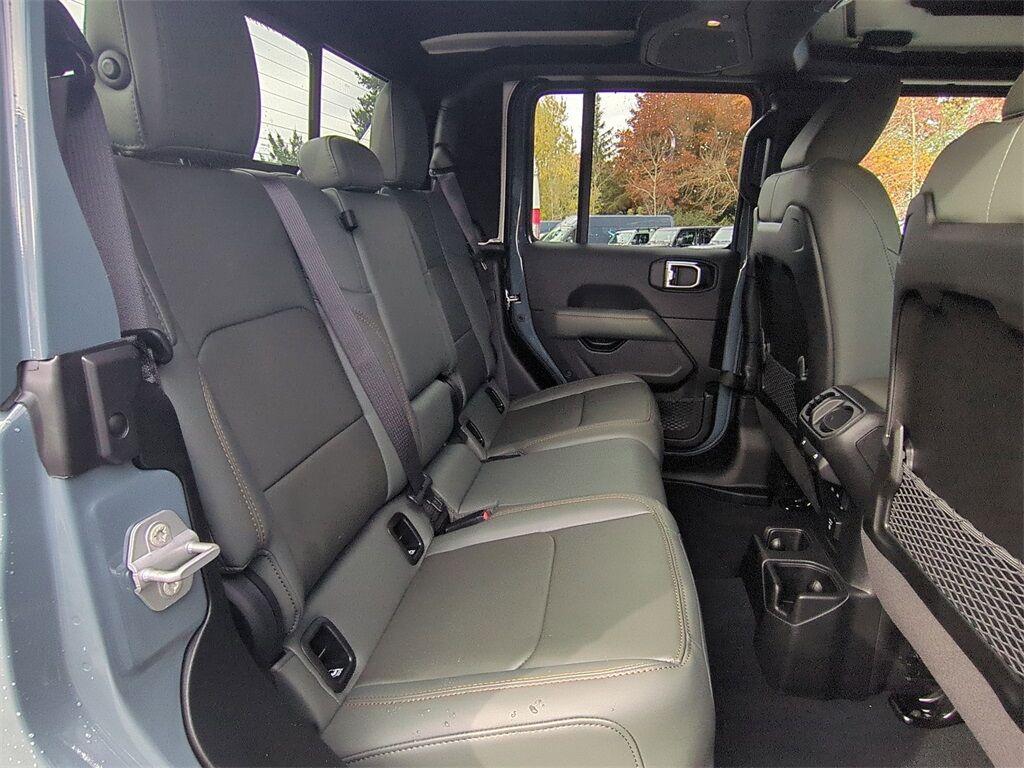 2025 Jeep Gladiator Mojave Gresham OR