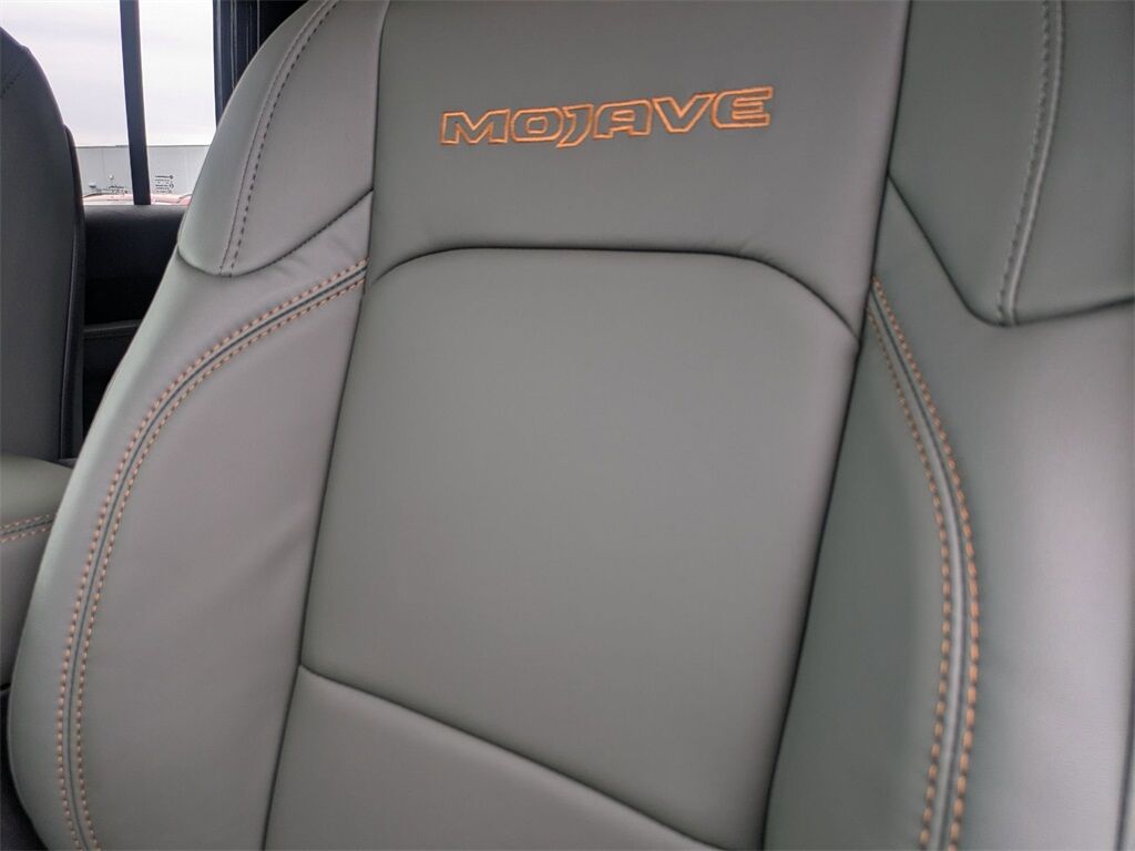 2025 Jeep Gladiator Mojave Gresham OR